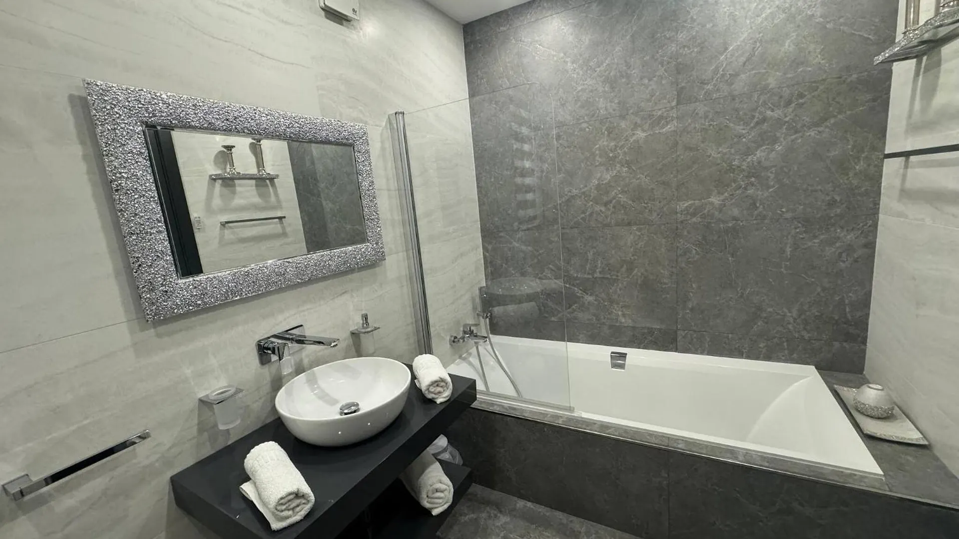 4 Marsascala Sea View Apartment Hpi9934 Marsaskala